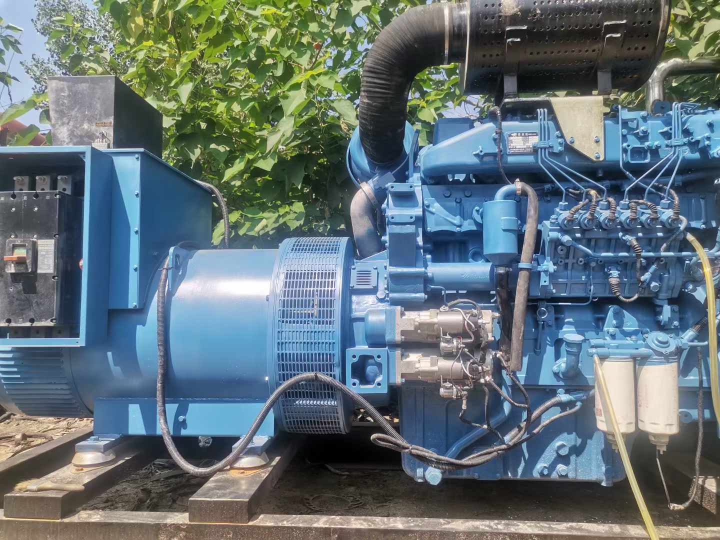 鄂伦春详细说明降低 800kW 柴油发电机输出电流波动的方法