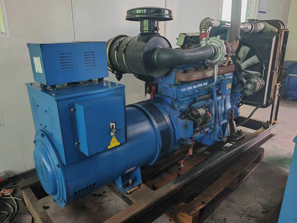 鄂伦春100kW柴油发电机组使用多级机油有哪些优缺点？